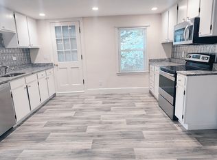 34 Pond St APT 3, Salem, NH 03079