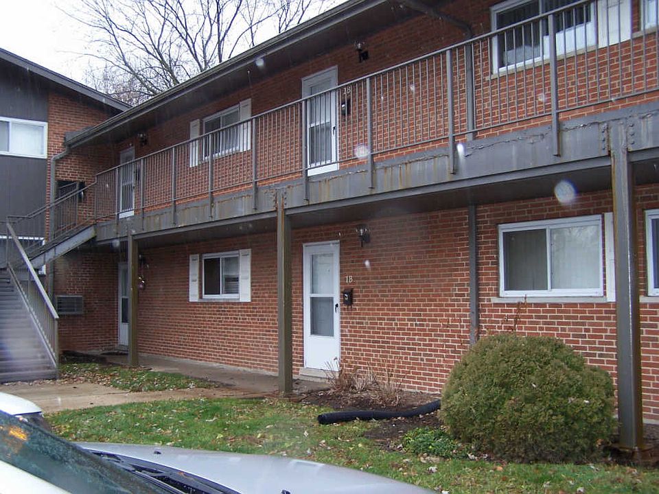1st image of 1810 W Hatherleigh Ct Unit 1B