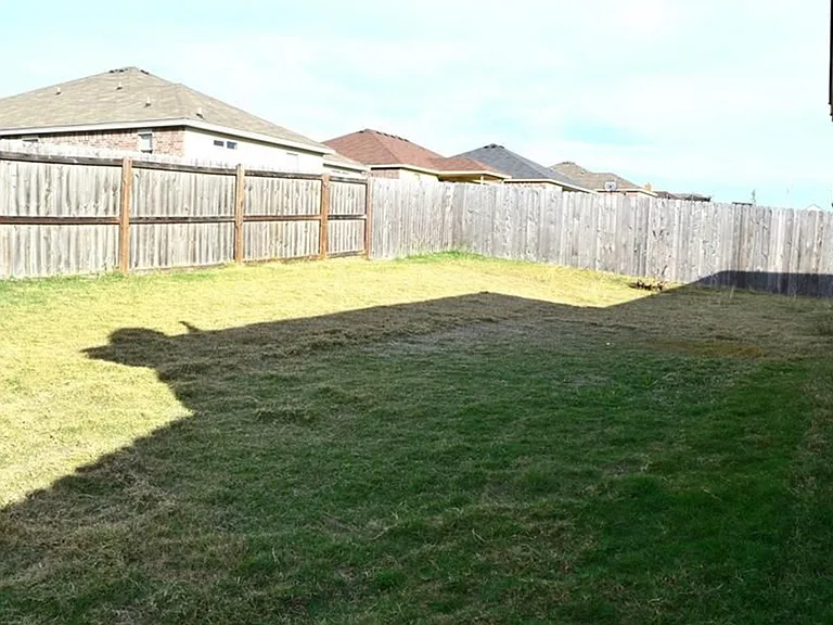 2711 Tara Dr — Photo 15