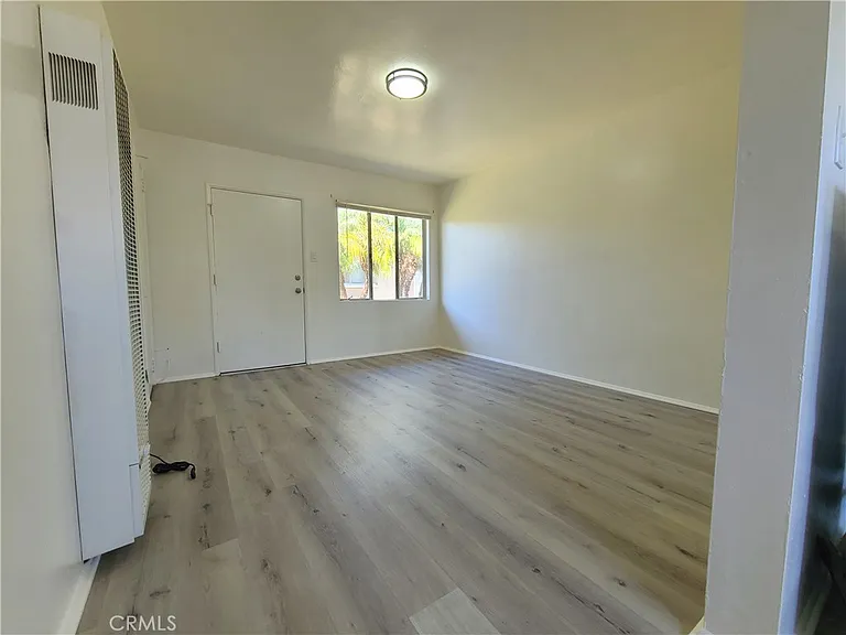 10926 Evans St — Photo 3