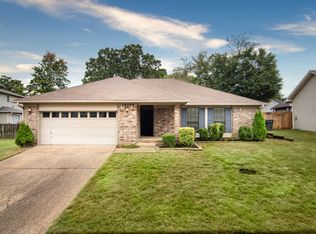 14506 Ridgewood Dr, Little Rock, AR 72211