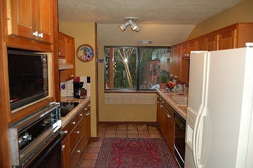 4th image of 3206 Parkrise Ct