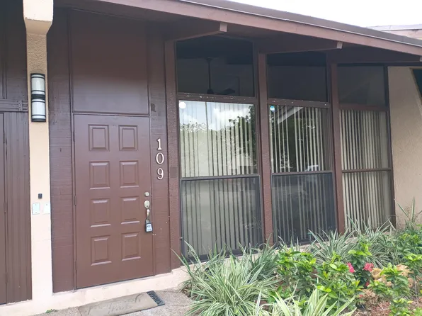 2421 N 40th Ave APT 109, Hollywood, FL 33021