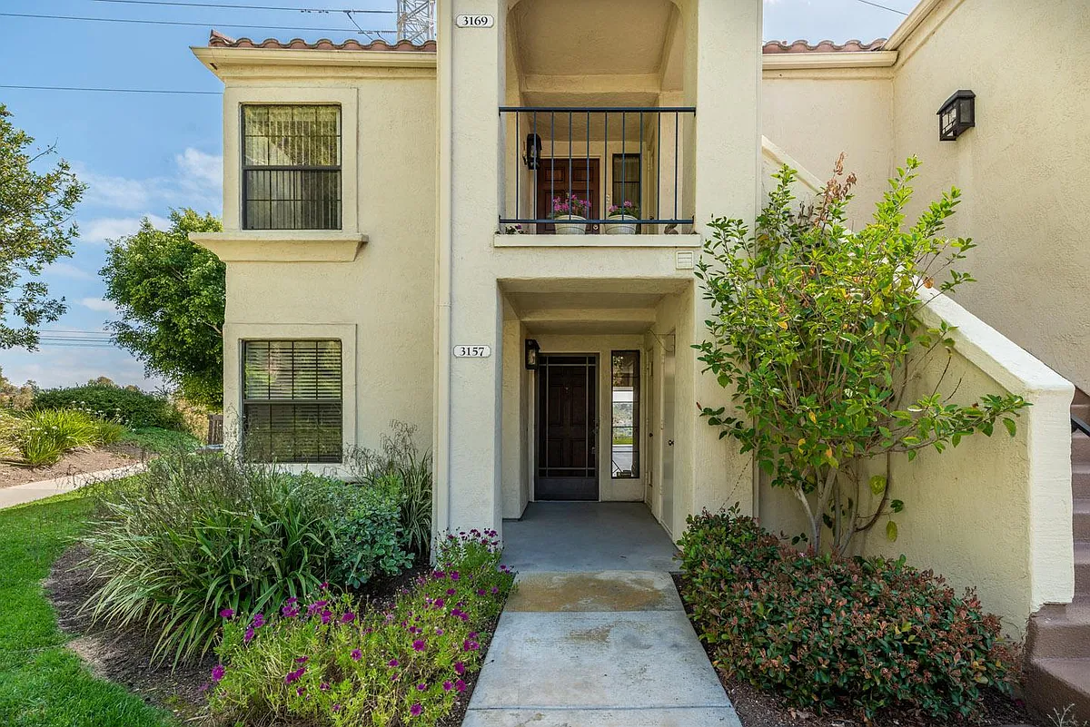 Building Photo - 3157 Vista Mar