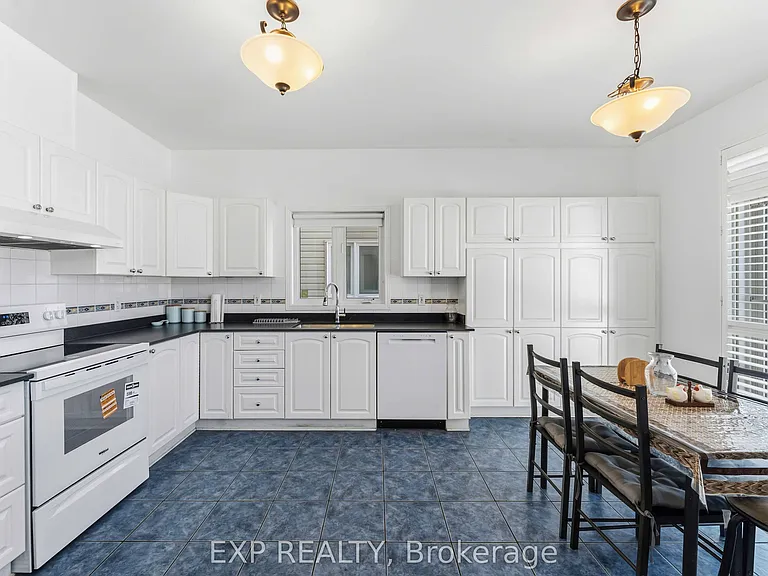 118 Finn Ct — Photo 10