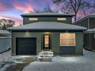 2487 Fordham St, Keego Harbor, MI 48320