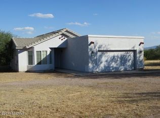 1221 Dingo Ct, Rio Rico, AZ 85648