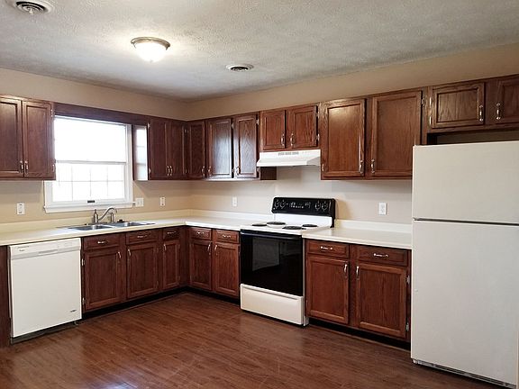 4th image of 316 Jones Ln APT 16