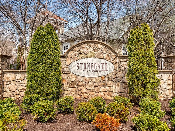 2nd image of 5142 Brittney Elyse Cir APT P