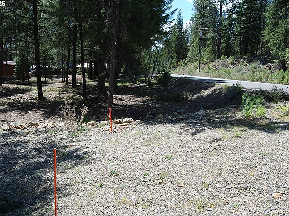 3rd image of Cracker Creek Rd