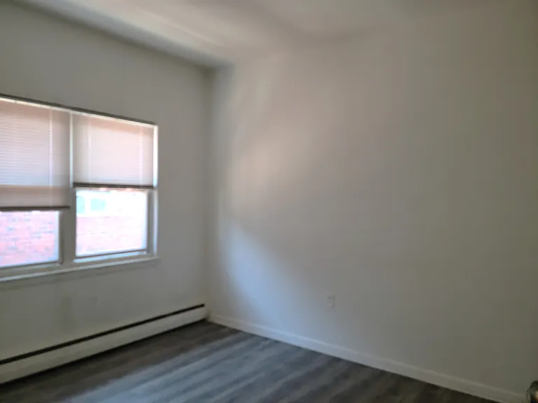312 Franklin Ave #5 — Photo 7