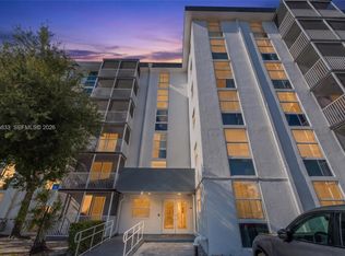 Woodside Apartments Condo, North Miami Beach, FL 33160