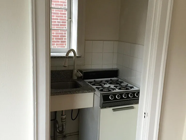 4211 Pine St #2F — Photo 7