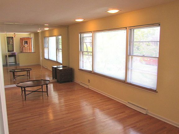 3rd image of 8622 Kedvale Ave
