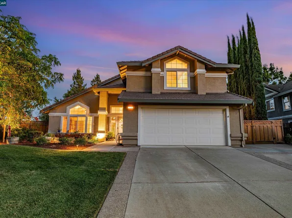 735 Cottonwood Ct, Livermore, CA 94551