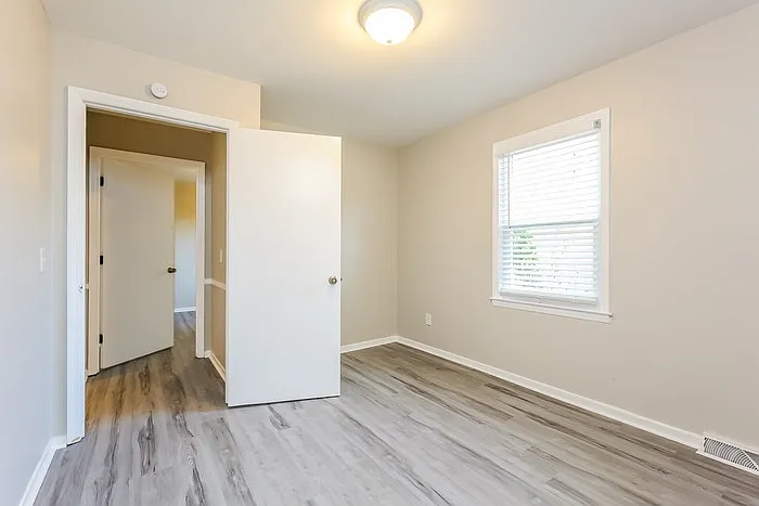 412 McCue St — Photo 10