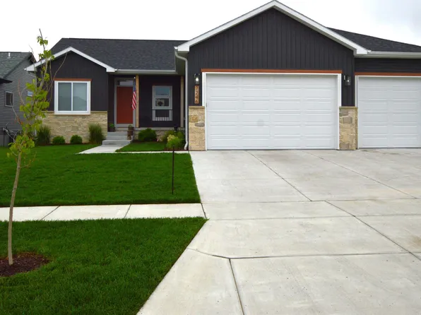 7246 N 49th St, Lincoln, NE 68514