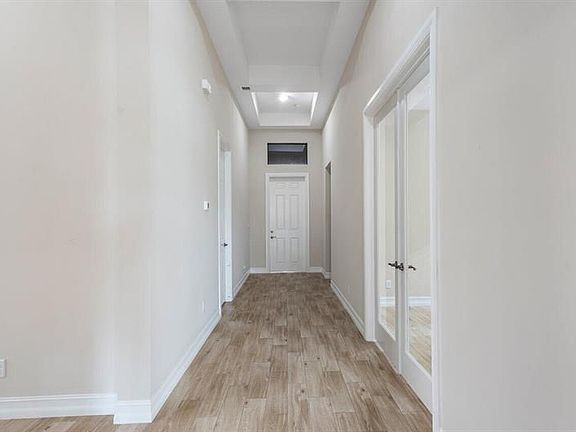 5th image of 12090 Kalmar Cir N