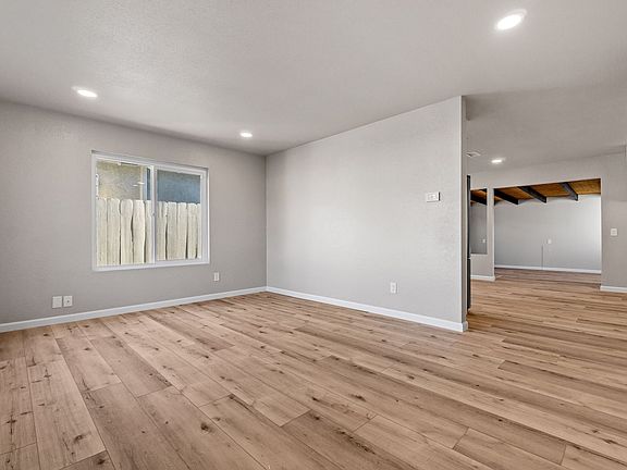 2nd image of 10952 Worthing Ave