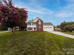 3737 Winterberry Ct NW, Concord, NC 28027