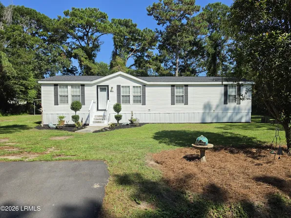 1733 Jasperstone Circle, Beaufort, SC 29906