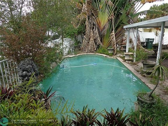 5th image of 2487 Andros Ln