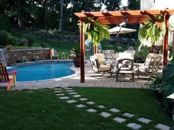 332 Lake Wallkill Rd, Sussex, NJ 07461