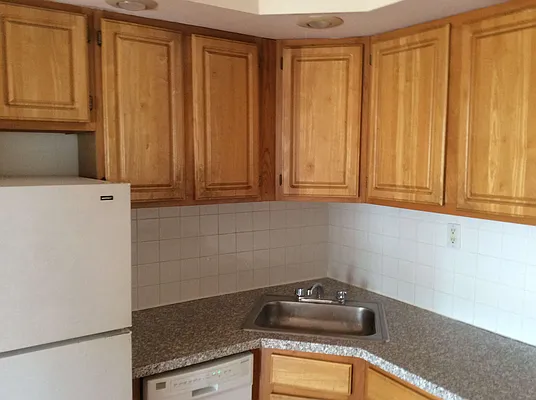 Rented by Peter Jacob, LREB | media 30