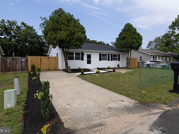 3rd image of 70 Highland Ave