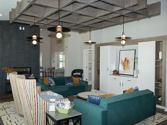 3rd image of 4500 Dogwood Cir E #4463ML