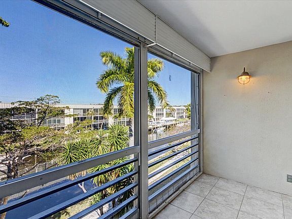 3rd image of 765 Jeffery Street #1-301