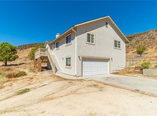 12235 Johnson Rd, Lake Hughes, CA 93532
