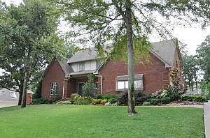 1st image of 2105 Belleview Cv