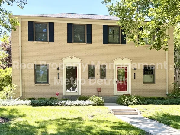 655 N Eton St #22, Birmingham, MI 48009