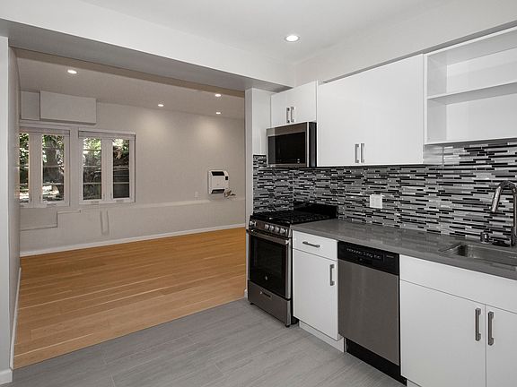 3rd image of 1265 Washington St APT 1