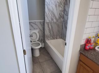 125 2nd St APT 3, Elizabethport, NJ 07206