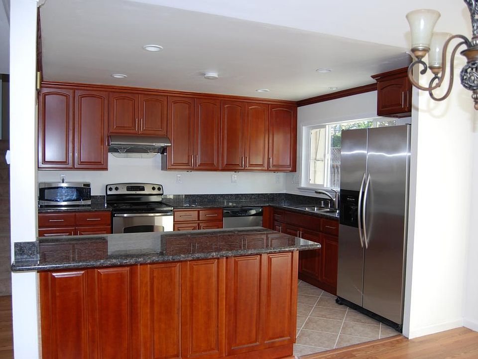 1st image of 1215 Burkette Dr