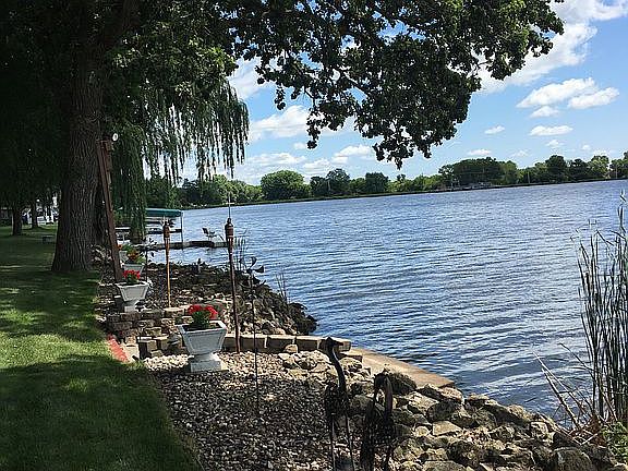 5th image of 1208 Lakeview Dr