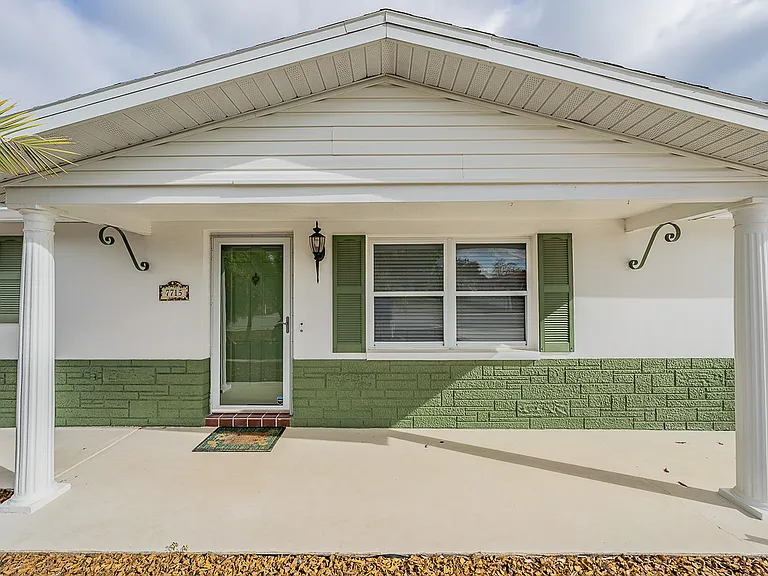 7715 Sue Ellen Dr — Photo 2