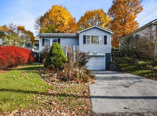 63 Commonwealth Ave, Middletown, NY 10940