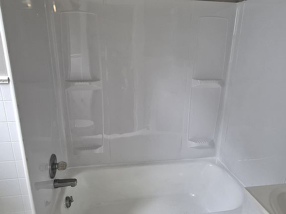 5th image of 6 S Whitney Ave #1