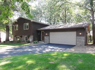 9 Shepherd Ct, Circle Pines, MN 55014