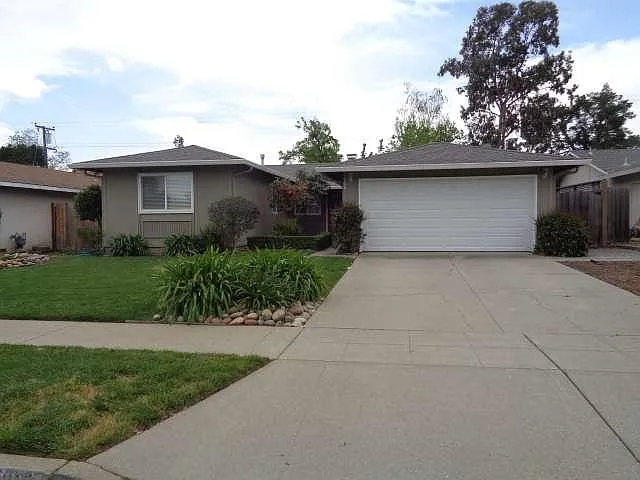 5108 Bobbie Ave photo 1