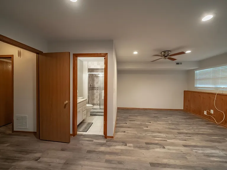 17421 Yakima Dr — Photo 15