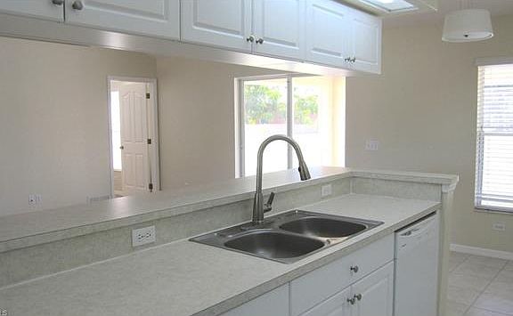 2nd image of 2214 NE 20th Ave