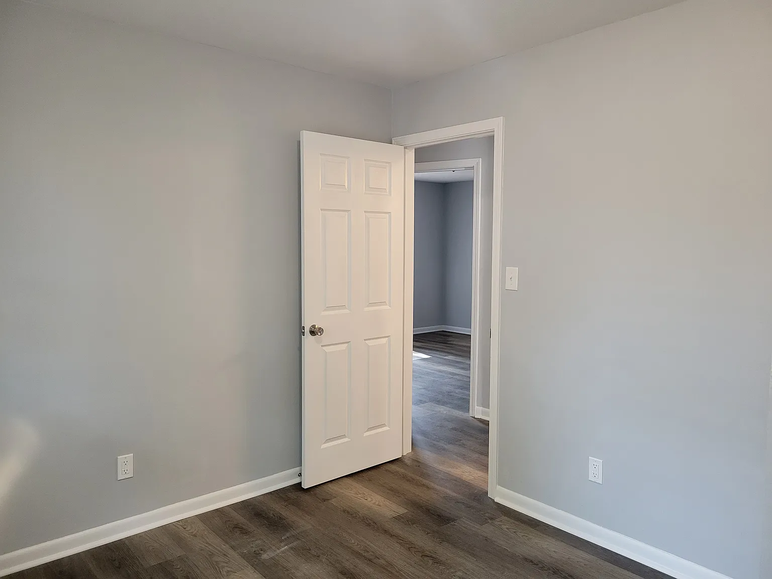 3 bed, 1092 sqft, $1,300 — Photo 4