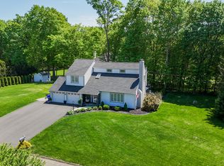 14 Stakey Farm Rd, Southington, CT 06489