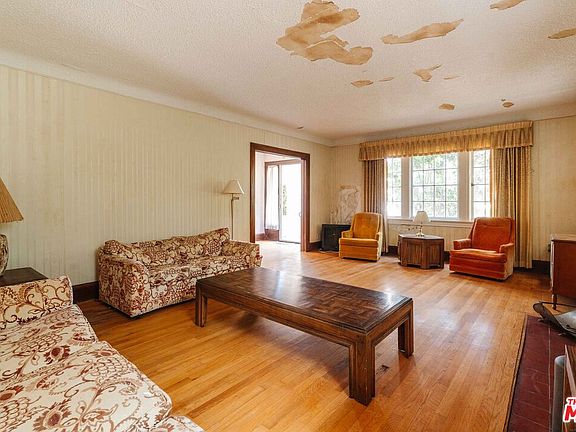 5th image of 354 21st St