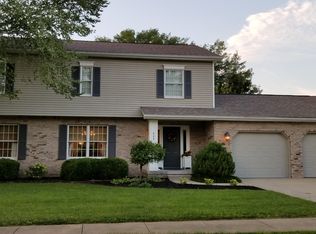 960 Redwing Dr, Columbus, IN 47203