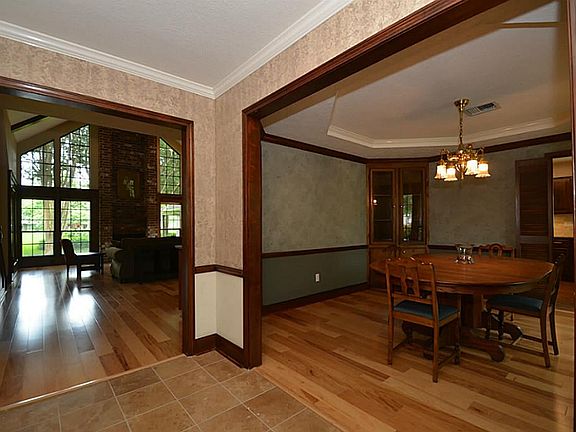 4th image of 1022 Austin Colony Dr